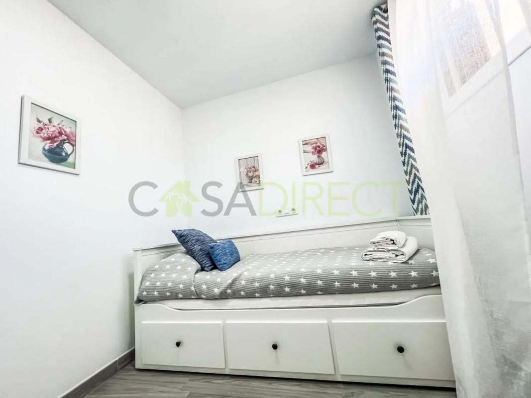 Sale of apartment in Calle Víctor Serna, Fuengirola
photo 4