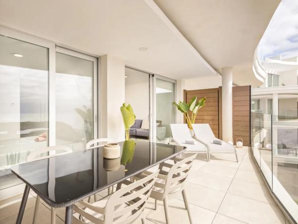 Apartment for sale in  Calle Margarita Salas, 1, Fuengirola photo 2