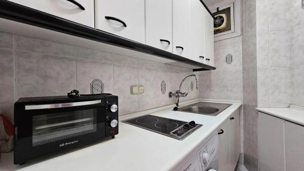 Piso en venta en  Calle Tamarindos, Benalmádena photo 3