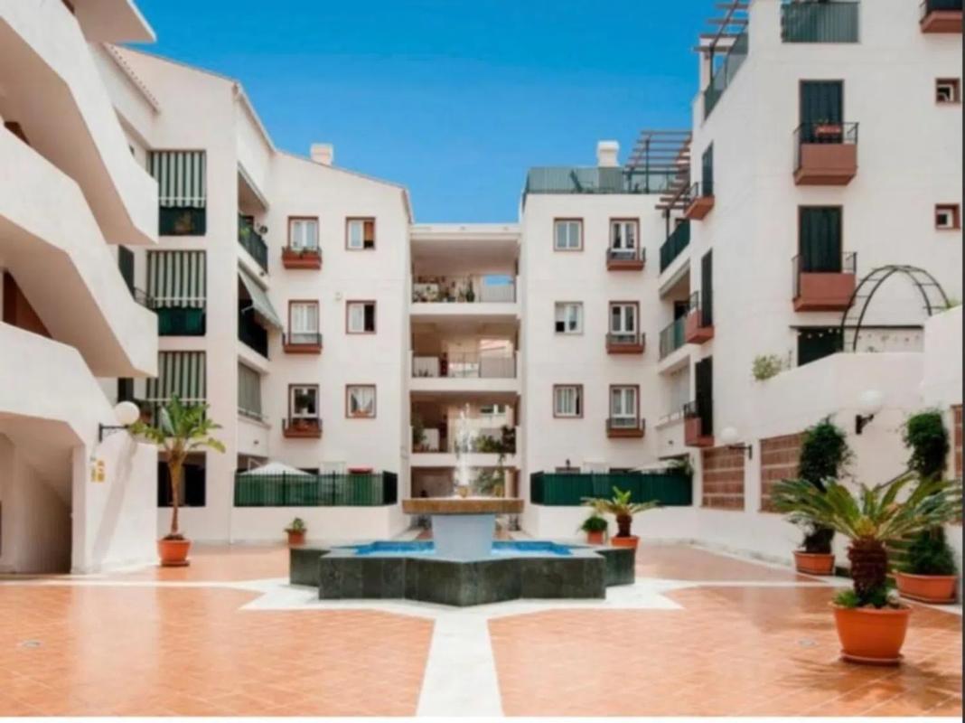 Sale of apartment in Calle de Alemania, Benalmádena
 photo 3