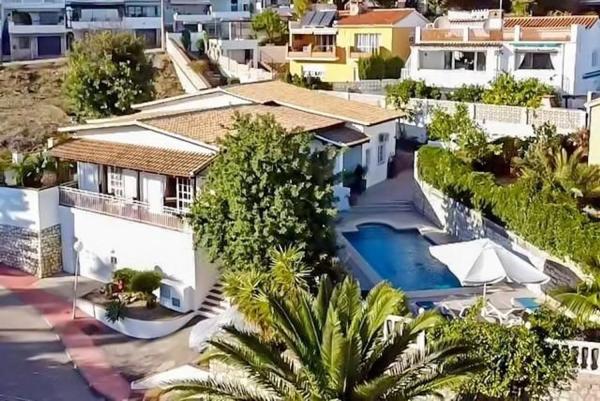 Wolnostojąca willa na sprzedaż w Avenida de la Vista, Benalmádena photo 1