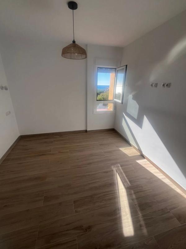Продажа квартиры на Avenida gamonal, Бенальмадена
 photo 5
