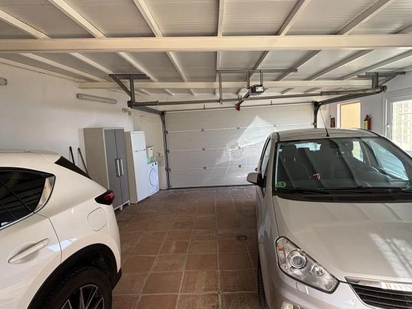Chalet independiente en venta en El Higuerón - Capellanía, Benalmádena thumbnail 2