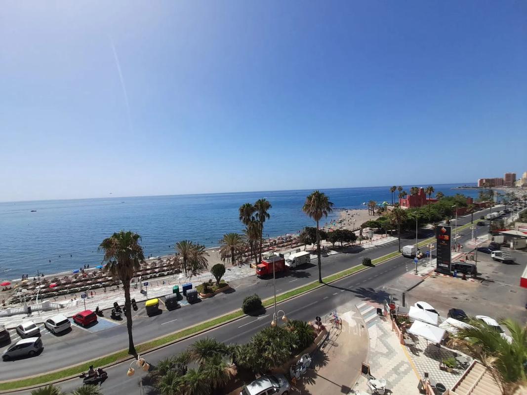 Venta de piso en Avenida Rocío Jurado, 3, Benalmádena
 photo 2