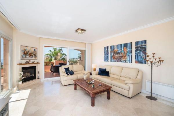 Penthouse for sale in Arroyo de la Miel, Benalmádena thumbnail 2