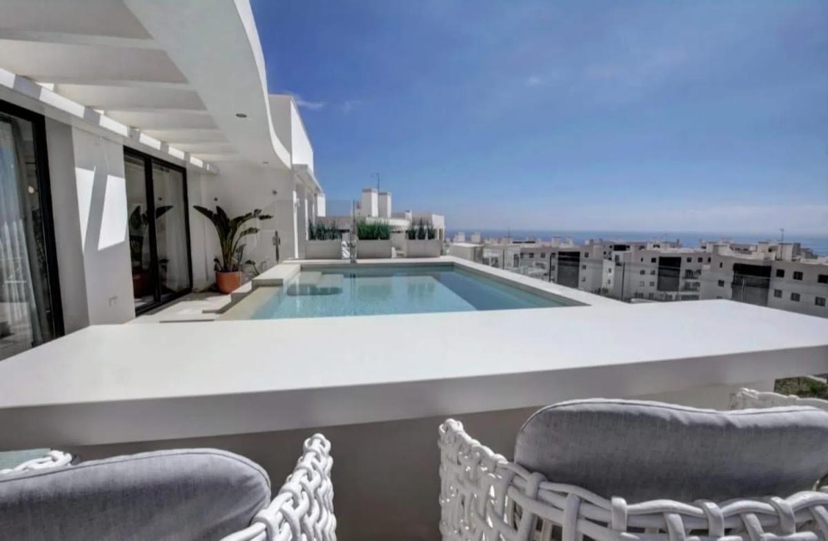 Penthouse sale in El Higuerón - Capellanía, Benalmádena photo 2