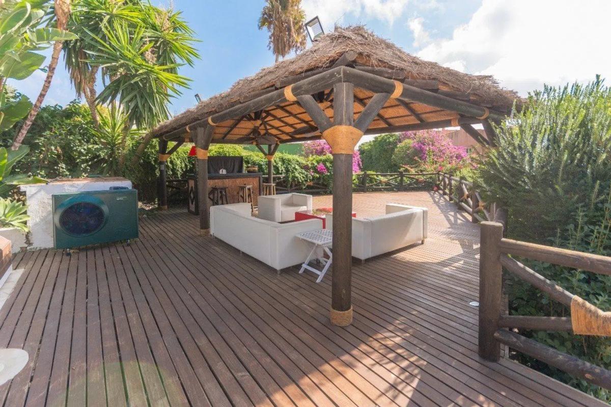 Venta de chalet independiente en Avenida de la Hacienda, Benalmádena
 photo 2