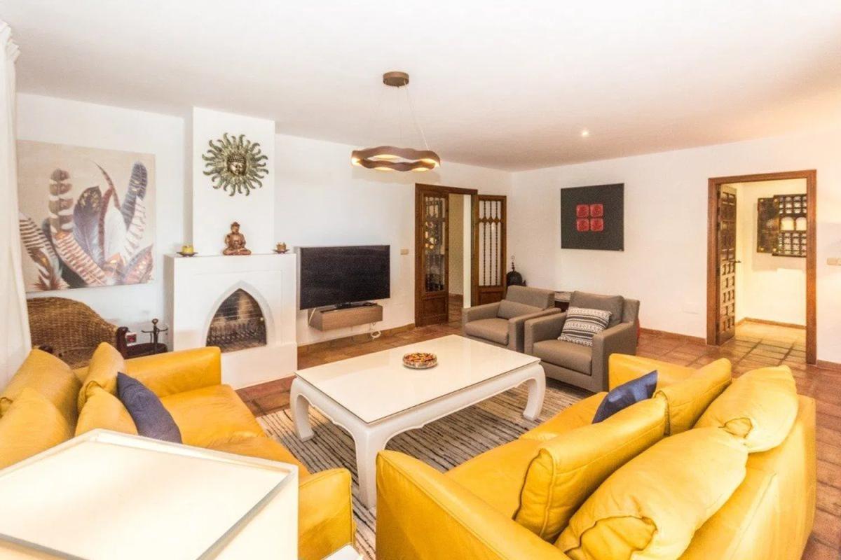 Venta de chalet independiente en Avenida de la Hacienda, Benalmádena
 photo 3