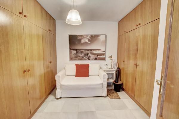 Penthouse for sale in  Calle Luis cernuda, Benalmádena photo 4