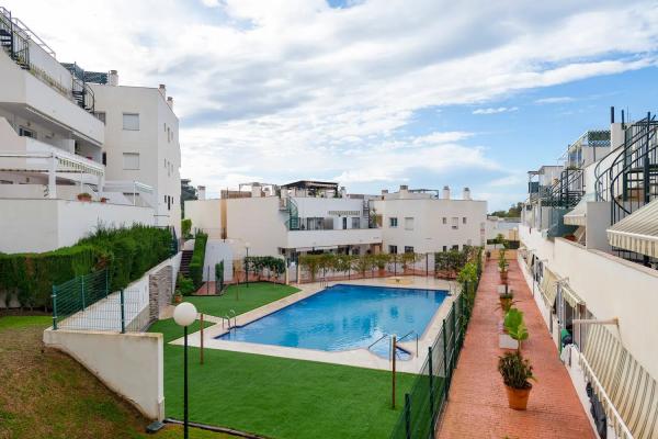 Piso en venta en  Calle Poseidón, Benalmádena photo 1