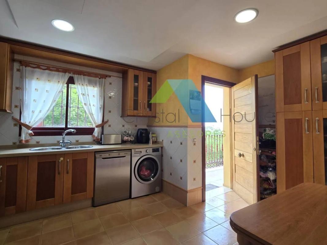 Продажа отдельного шале в Santangelo, Бенальмадена photo 5