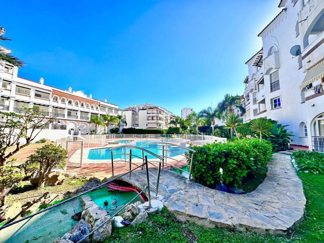 Venta de piso en Avenida las Palmeras, 4, Benalmádena
photo 1
