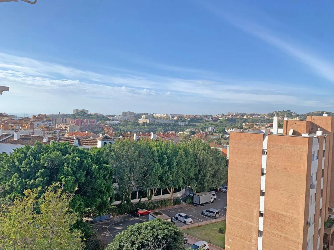 Продажа пентхауса на Avenida Ciudad de Melilla, 24, Бенальмадена photo 1