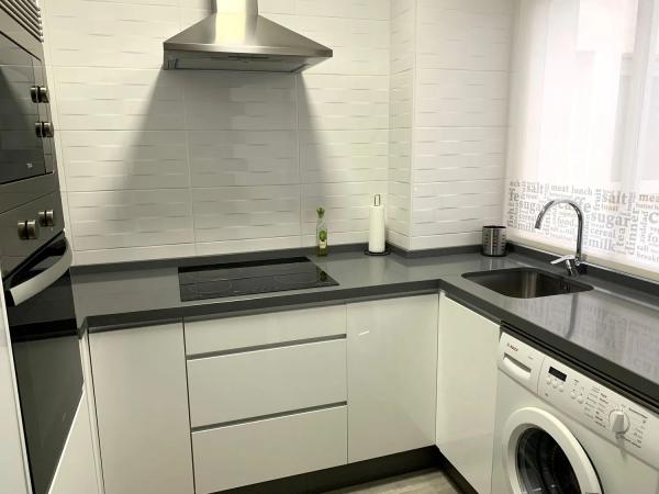Penthouse for sale in Avenida Ciudad de Melilla, 24, Benalmádena thumbnail 2