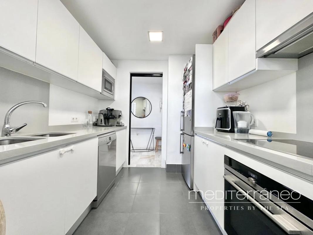 Продажа квартиры на Calle Lomillas, Бенальмадена
 photo 3