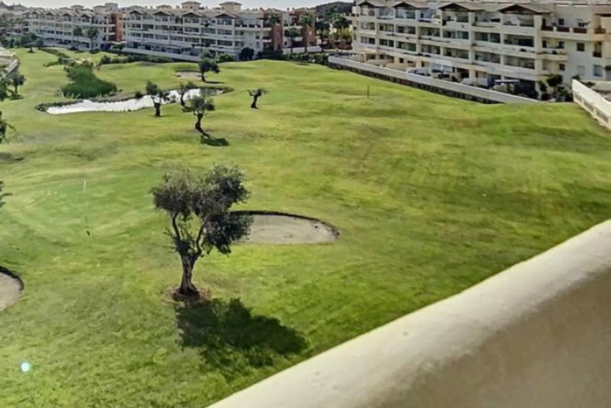 Sale of apartment in Calle Helios, 2, Benalmádena
photo 2