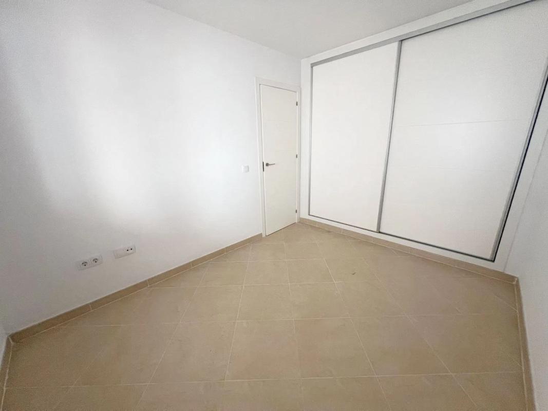 Sale of apartment in Calle Relenguillo, 46, Benalmádena
 photo 4