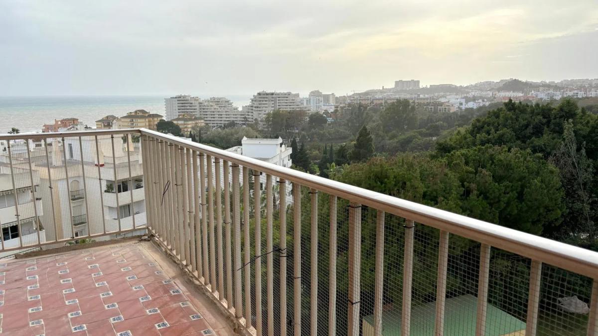 Venta de piso en Avenida Gamonal, 12, Benalmádena
 photo 3