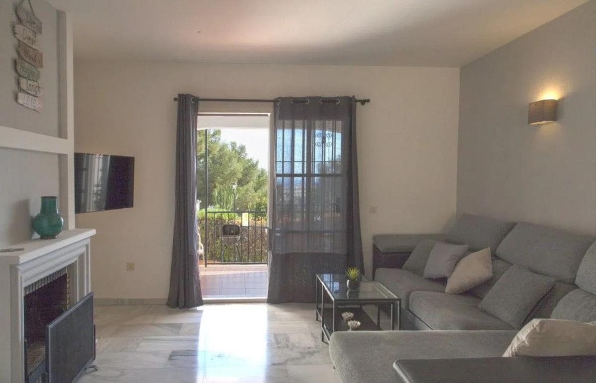 Venta de chalet independiente en Torremuelle, Benalmádena
photo 2
