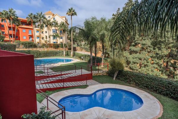 Piso en venta en  Calle Vela, Benalmádena photo 2