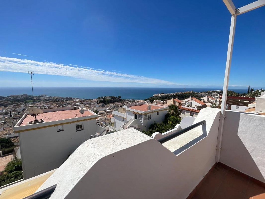 Venta de duplex en Calle Gardenia, Benalmádena photo 2