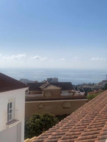 Apartment for sale in Barrio Centro, Benalmádena photo 1