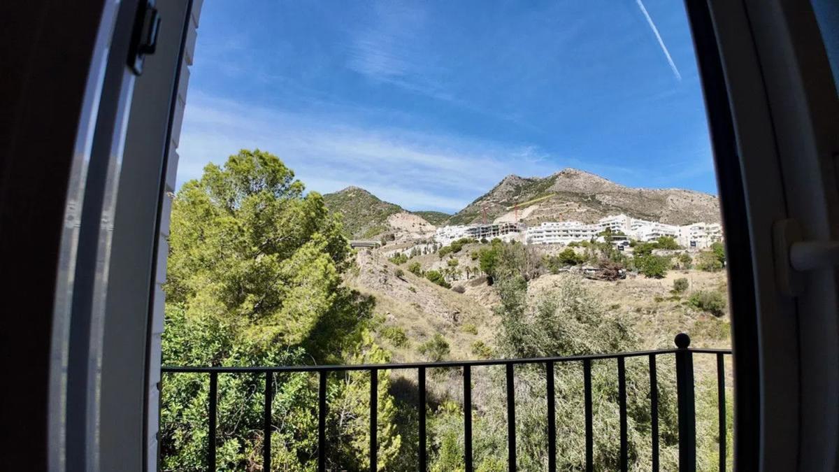 Sprzedaż niezależnego domku jednorodzinnego w Avenida de la Hacienda, Benalmádena photo 4