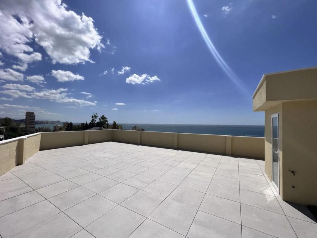 Venta de duplex en Urbanizacion Carvajal, Benalmádena photo 2