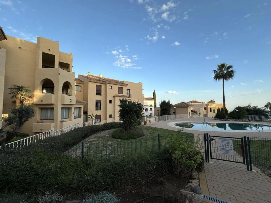 Sprzedaż mieszkania w Barrio Los Nadales - Tio Charles, Benalmádena
photo 2