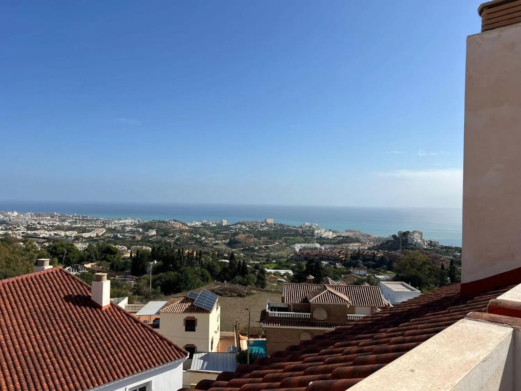Venta de duplex en Calle Relenguillo, 46, Benalmádena photo 2