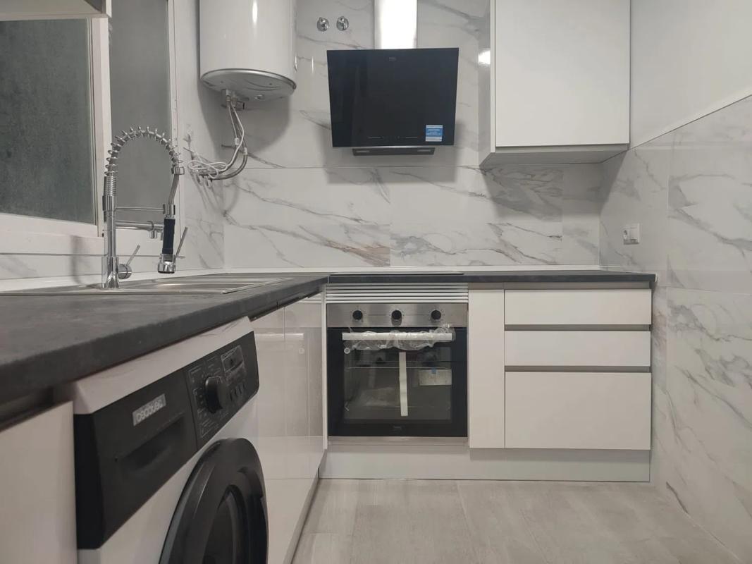 Venta de piso en Barrio Los Nadales - Tio Charles, Benalmádena
photo 1
