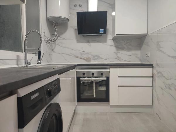 Продажа квартиры в Barrio Los Nadales - Tio Charles, Бенальмадена photo 1