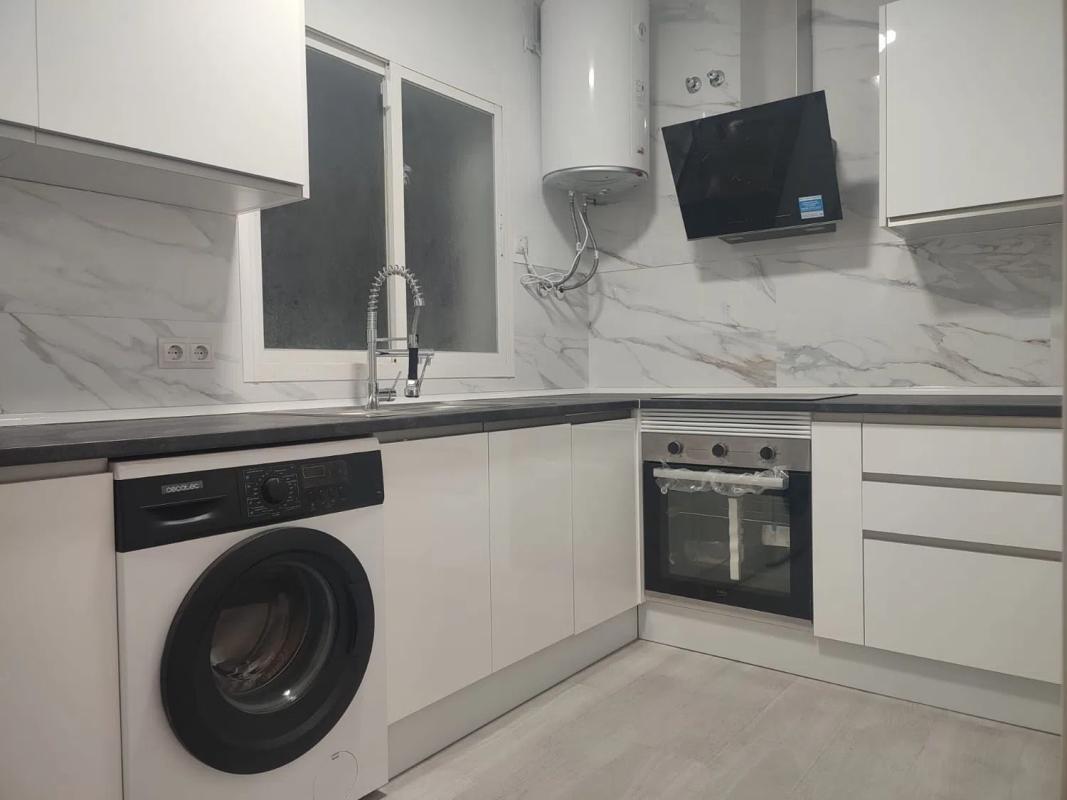 Venta de piso en Barrio Los Nadales - Tio Charles, Benalmádena
photo 5