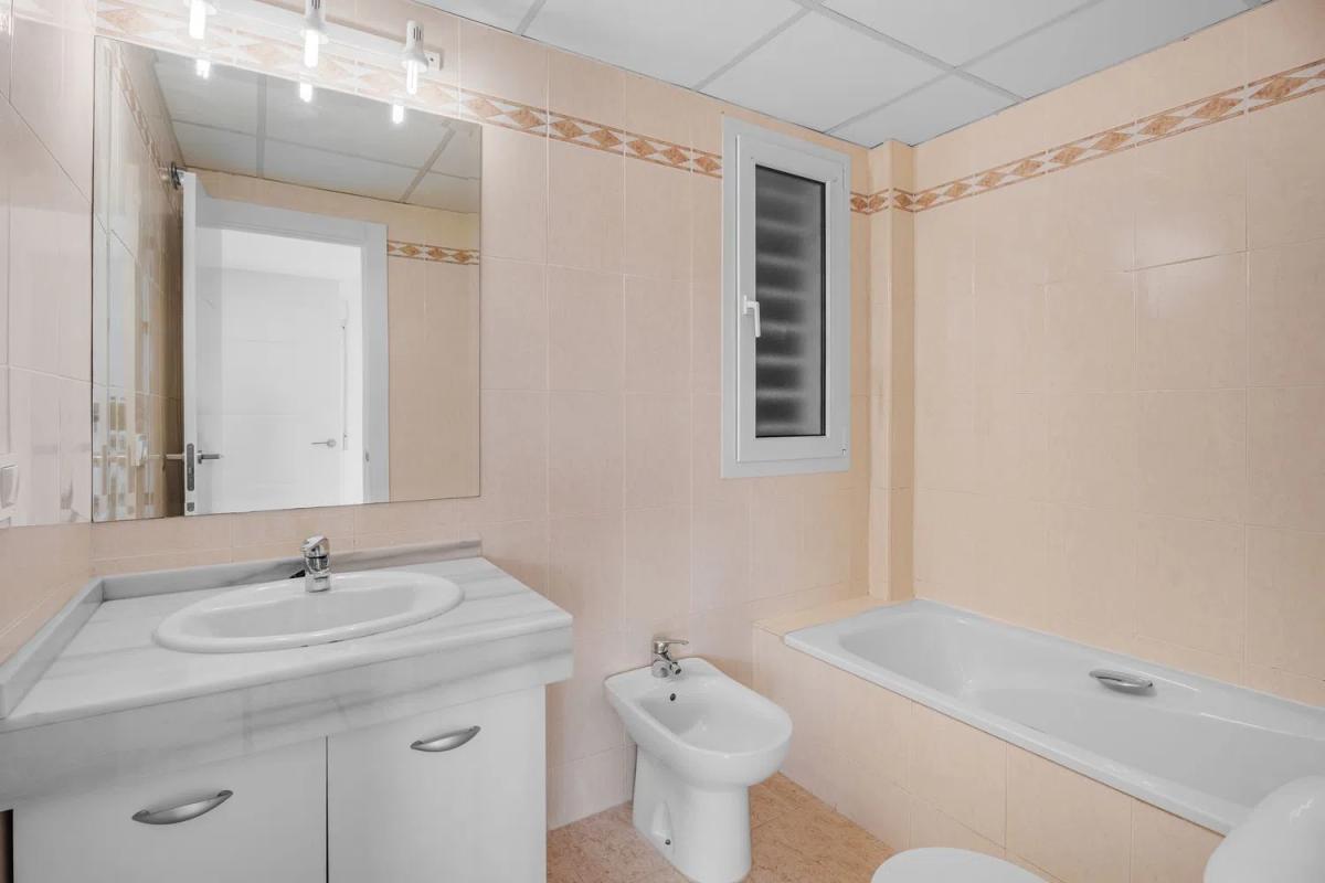 Venta de piso en Calle Vela s/n, Benalmádena
 photo 3