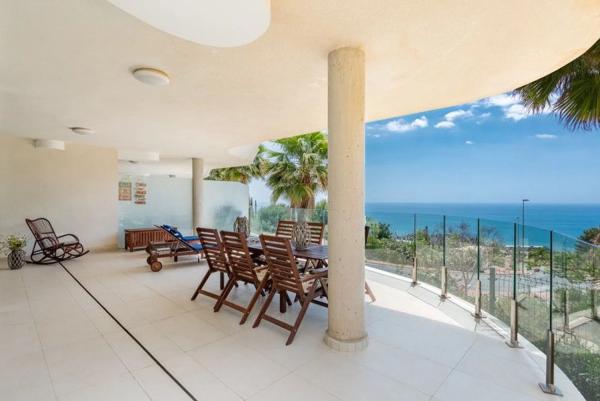 Apartment for sale in Barrio Centro, Benalmádena photo 1