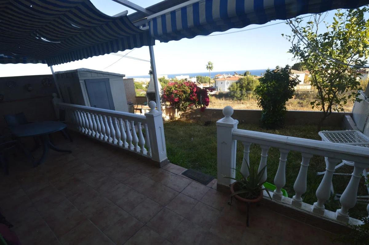 Продажа квартиры на Calle Medina Azahara, 4, Бенальмадена
 photo 2
