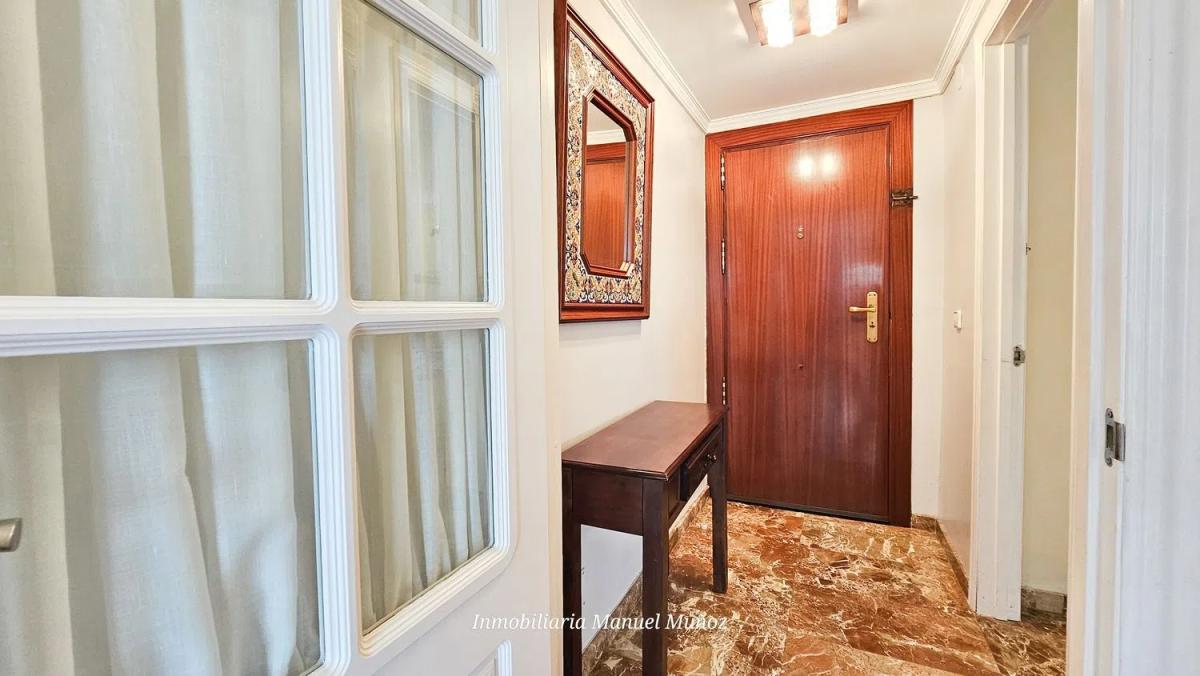 Venta de piso en Avenida Antonio Machado, Benalmádena
 photo 3