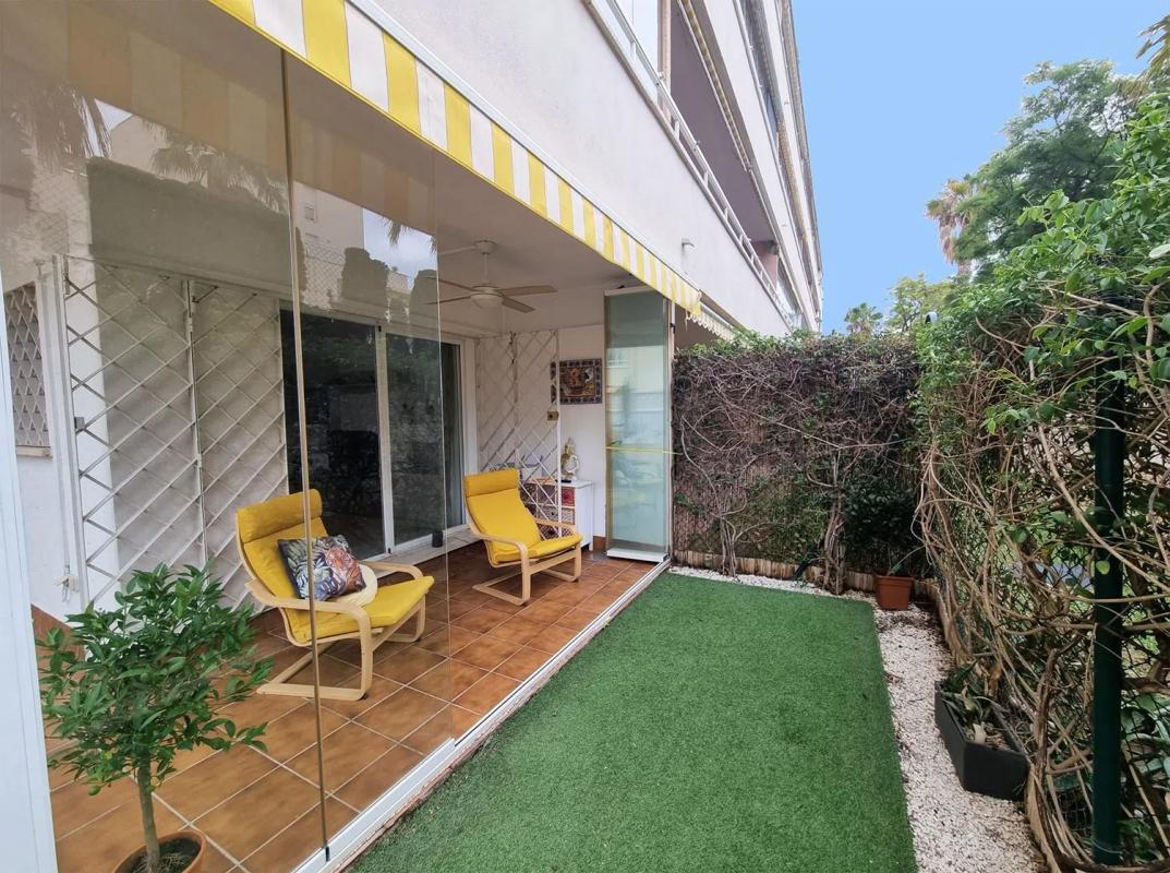 Продажа квартиры на Arroyo de la Miel, Бенальмадена
photo 1