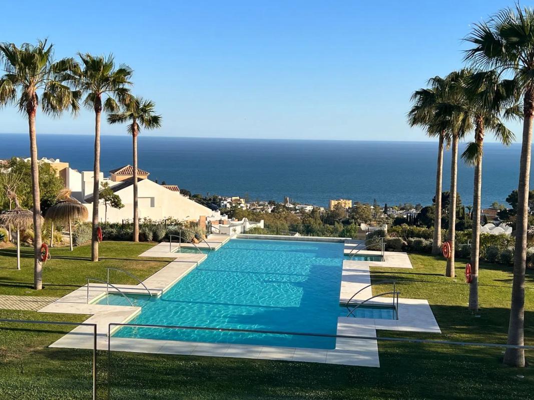 Sprzedaż niezależnego domku jednorodzinnego w Calle Macadamia, 29, Benalmádena photo 2