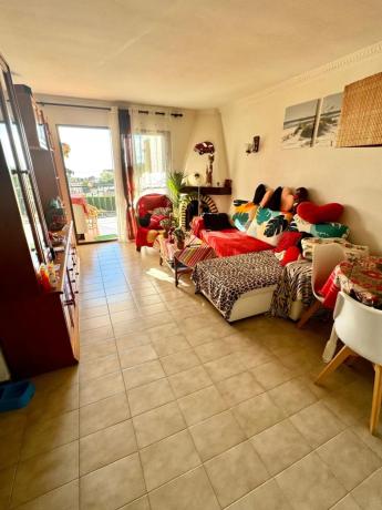 Mieszkanie na sprzedaż w  Calle Londres, Benalmádena photo 1