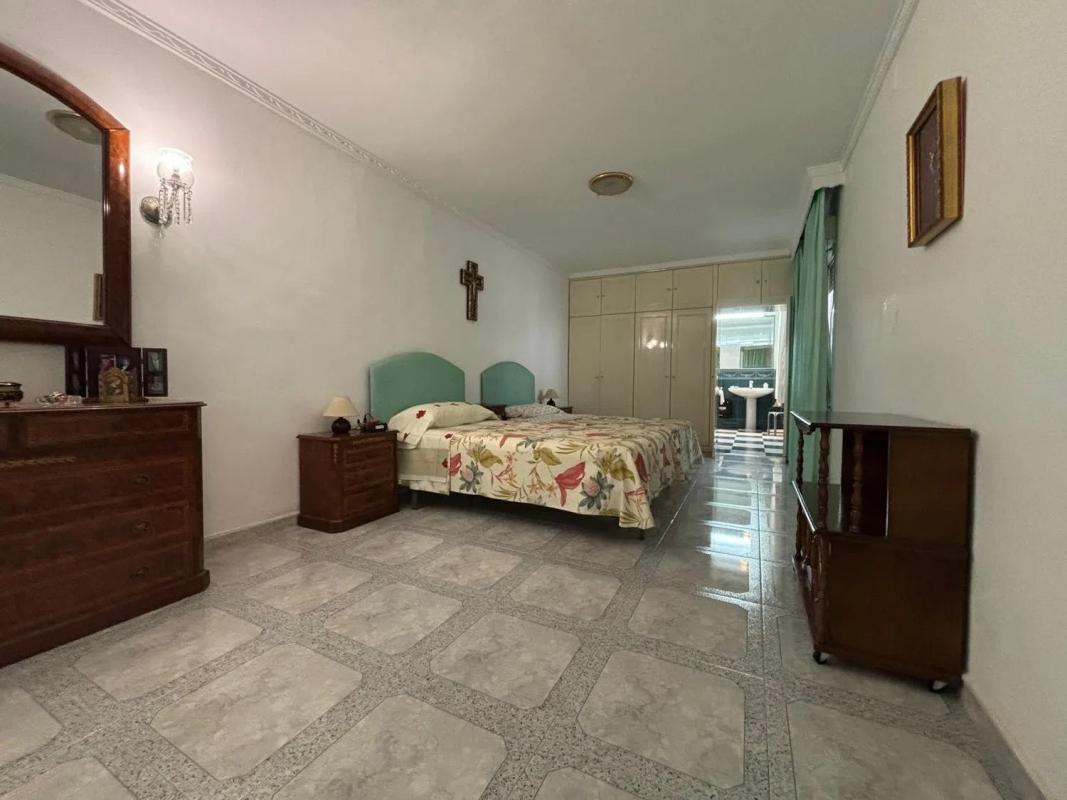 Venta de chalet independiente en Calle Torrealmádena, Benalmádena
 photo 4