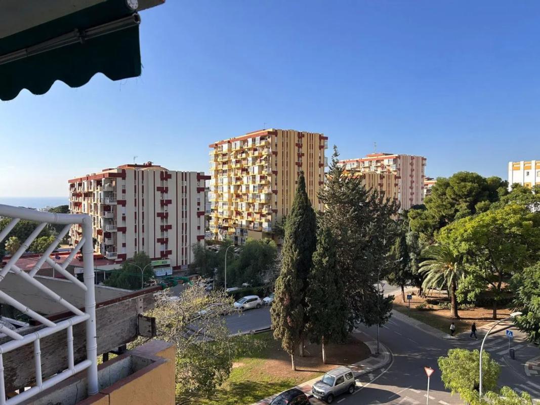 Venta de piso en Arroyo de la Miel, Benalmádena
photo 1