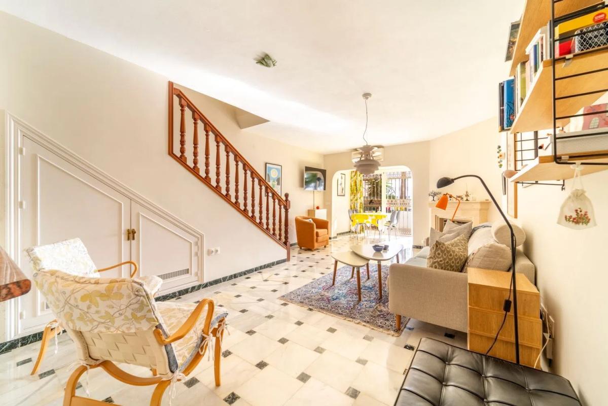 Venta de chalet independiente en Avenida Juan Luis Peralta, Benalmádena
 photo 2