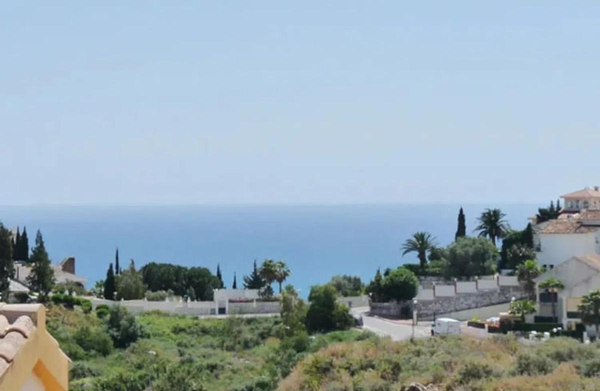 Sprzedaż niezależnego domku jednorodzinnego w Calle Rambla, Benalmádena photo 1