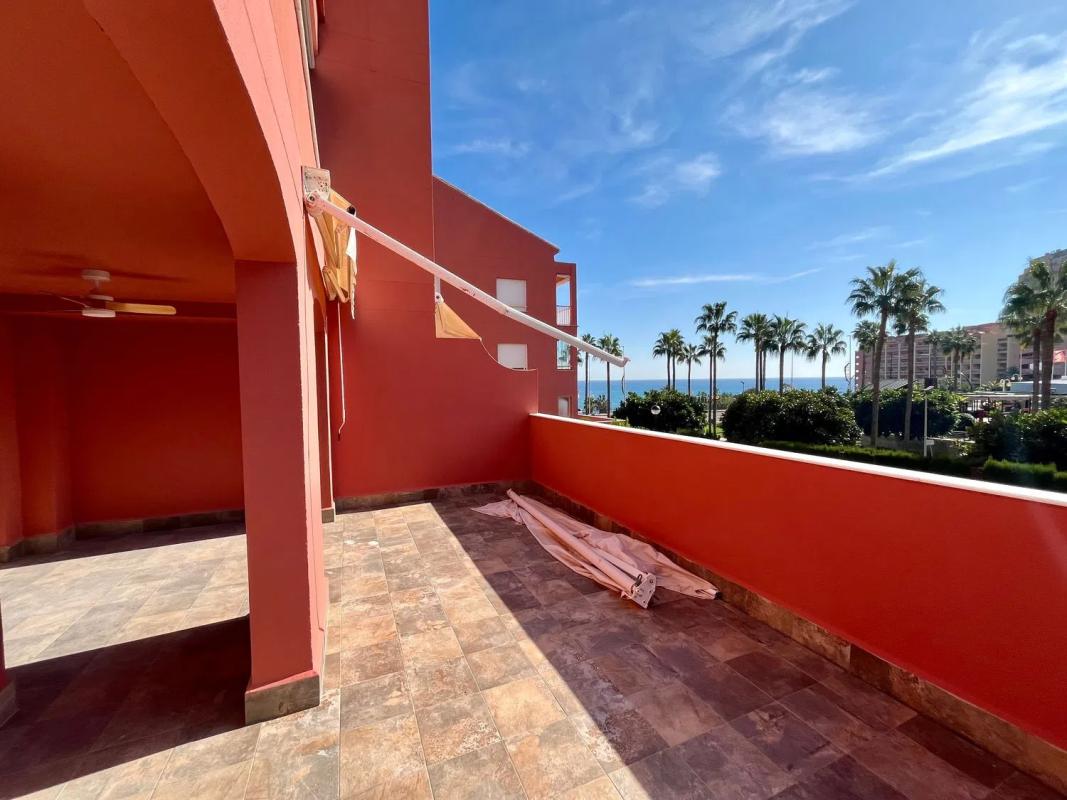 Sale of apartment in Calle Camelia, 2, Benalmádena
 photo 2