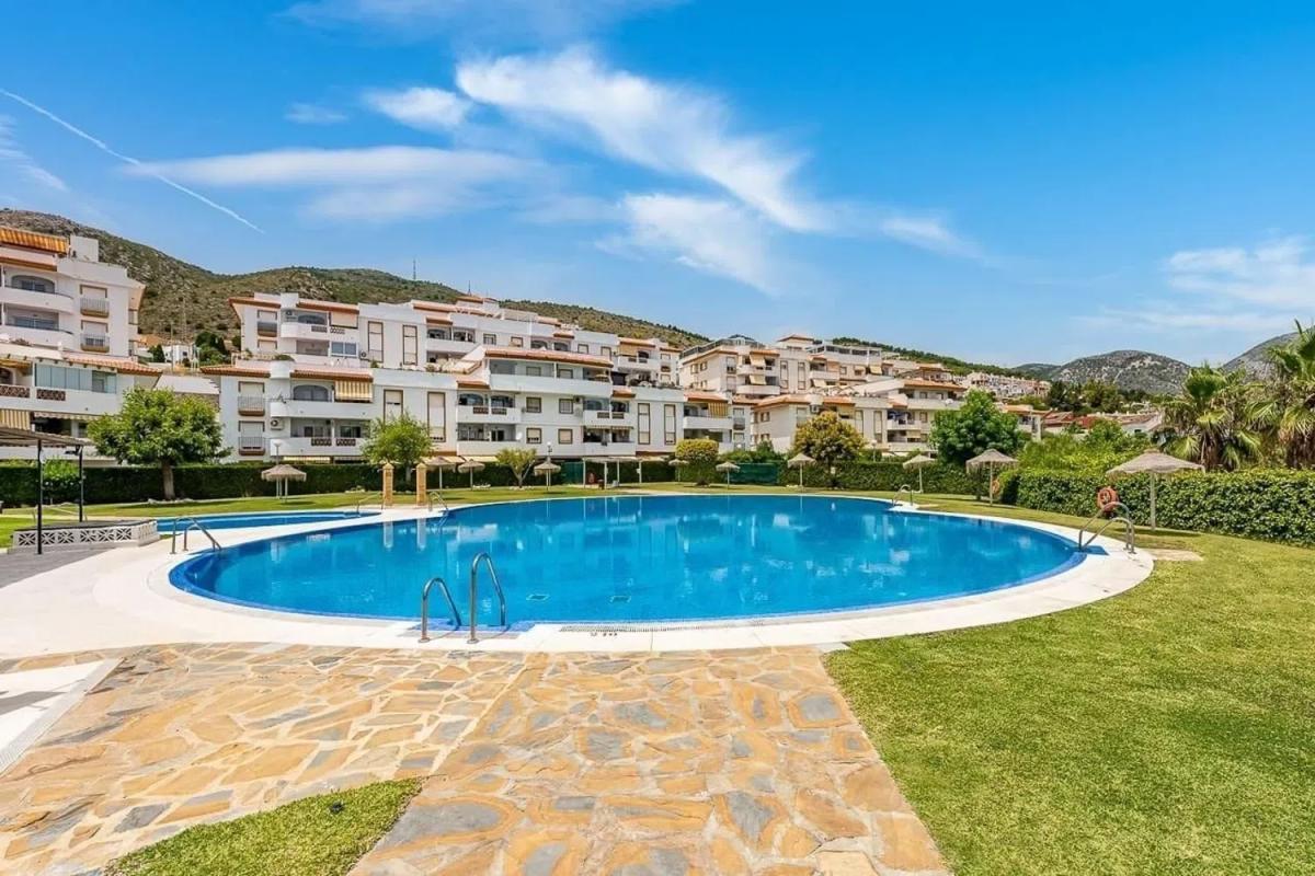 Sprzedaż mieszkania w Barrio Los Nadales - Tio Charles, Benalmádena
photo 1
