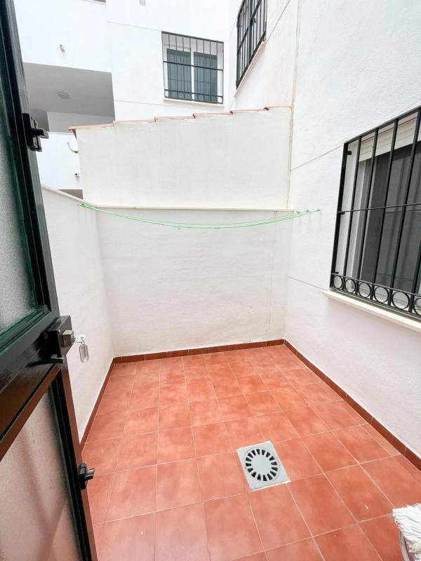 Sprzedaż mieszkania w Barrio Los Nadales - Tio Charles, Benalmádena
photo 4
