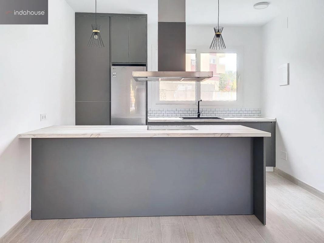 Продажа квартиры на Avenida Terramar Alto, Бенальмадена
photo 1