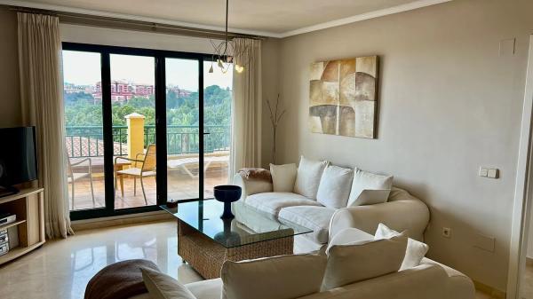 Piso en venta en Barrio Cortijo Torrequebrada, Benalmádena photo 1