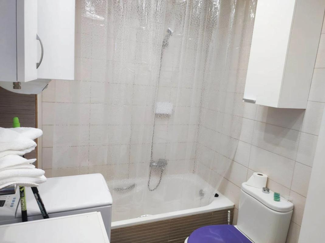 Sale of apartment in Calle Galicia, Benalmádena
 photo 4